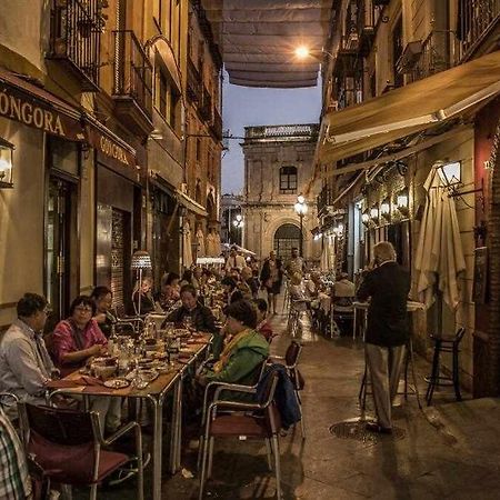 Atico Con Piscina Junto Catedral De Sevilla Экстерьер фото